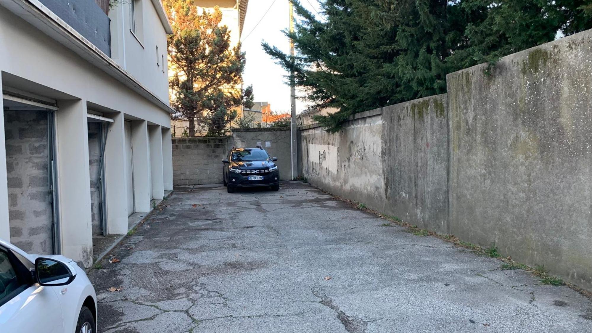 Au Calme De L'Iris - Clim - Garage - Wifi - Tramway Lägenhet Avignon Exteriör bild