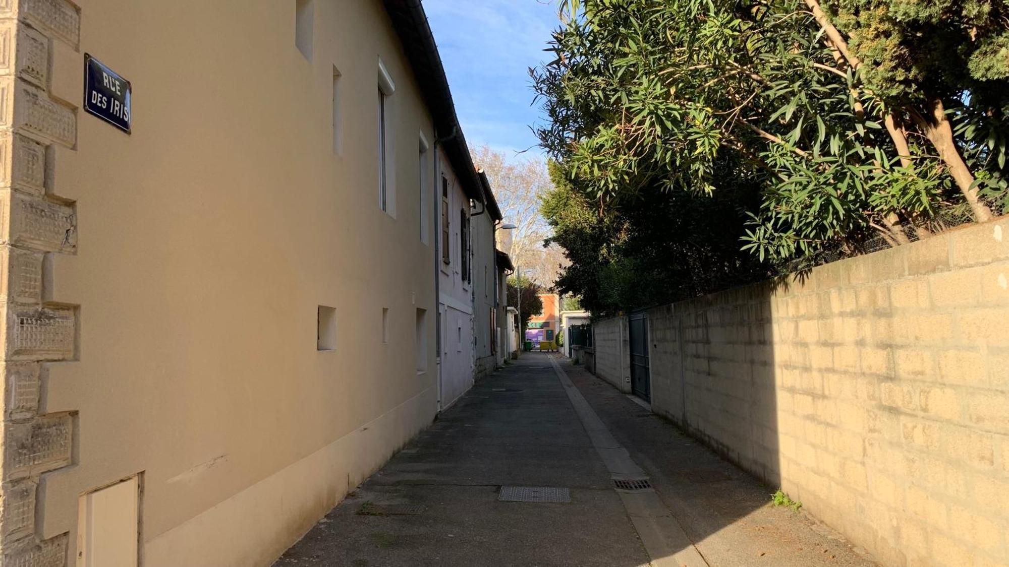 Au Calme De L'Iris - Clim - Garage - Wifi - Tramway Lägenhet Avignon Exteriör bild